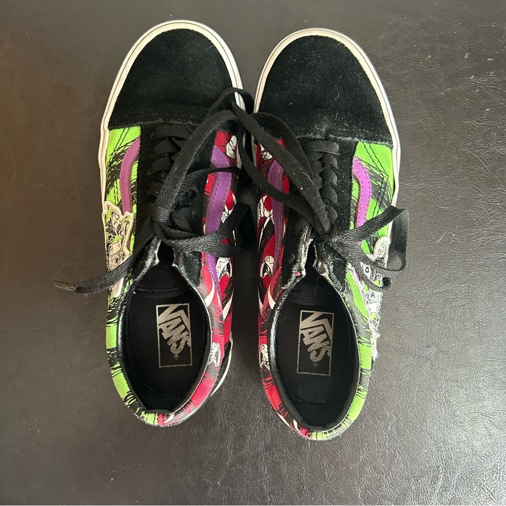 Vans Old Skool The Nightmare Before Christmas Lock, Shock & Barrel Sneakers - Picture 8 of 12
